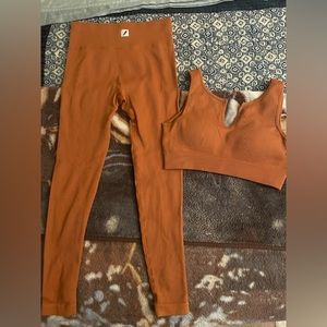Crop top, leggings set, Gypsy Feather, size: Medium
